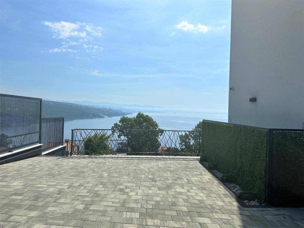 Hillside Apartment Volosko Abbázia Kültér fotó