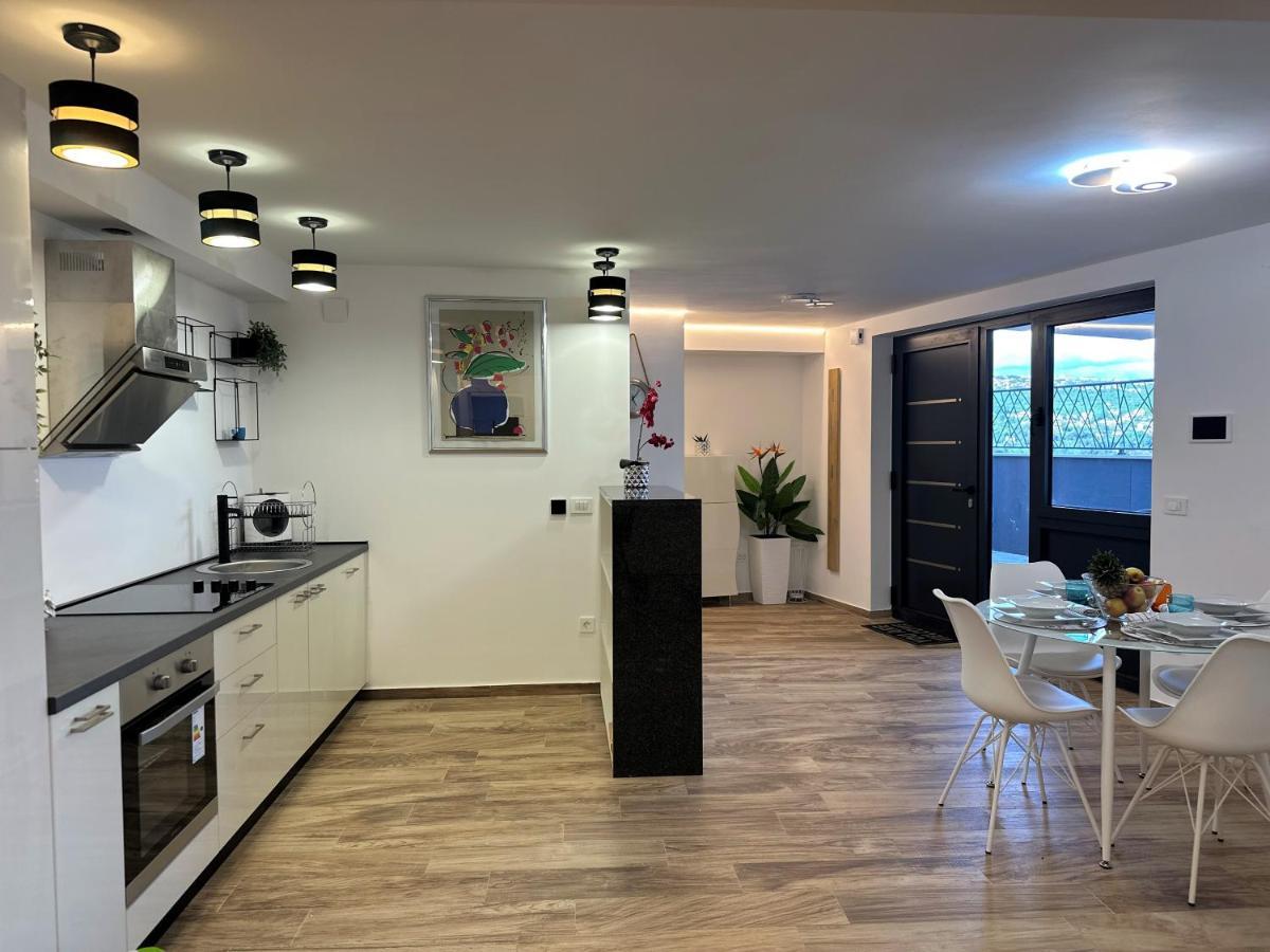 Hillside Apartment Volosko Abbázia Kültér fotó