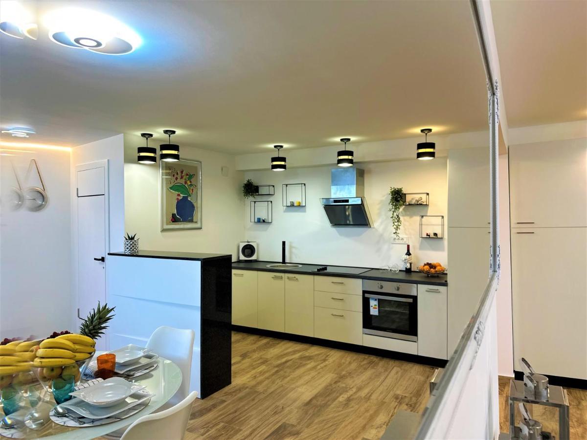 Hillside Apartment Volosko Abbázia Kültér fotó
