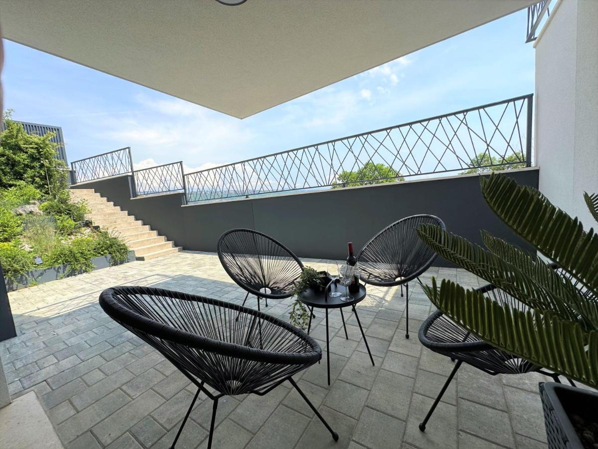 Hillside Apartment Volosko Abbázia Kültér fotó